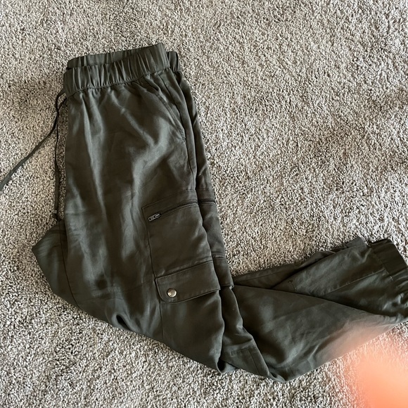 Banana Republic joggers - Picture 1 of 2